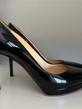 Christian Louboutin Pigalle Plato 120mm Size 40 (9-9.5) ✨